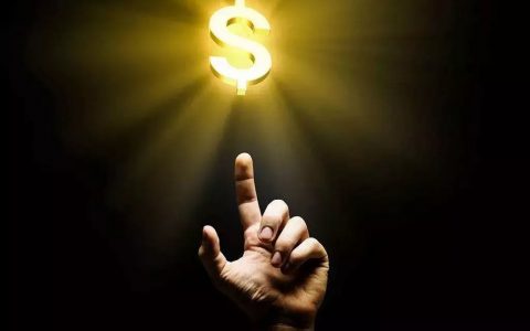 分享赚钱的秘诀：选定一个领域，死磕到底！