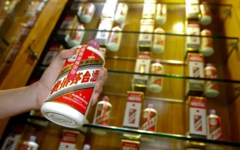 为什么飞天茅台这么火？为什么炒飞天茅台